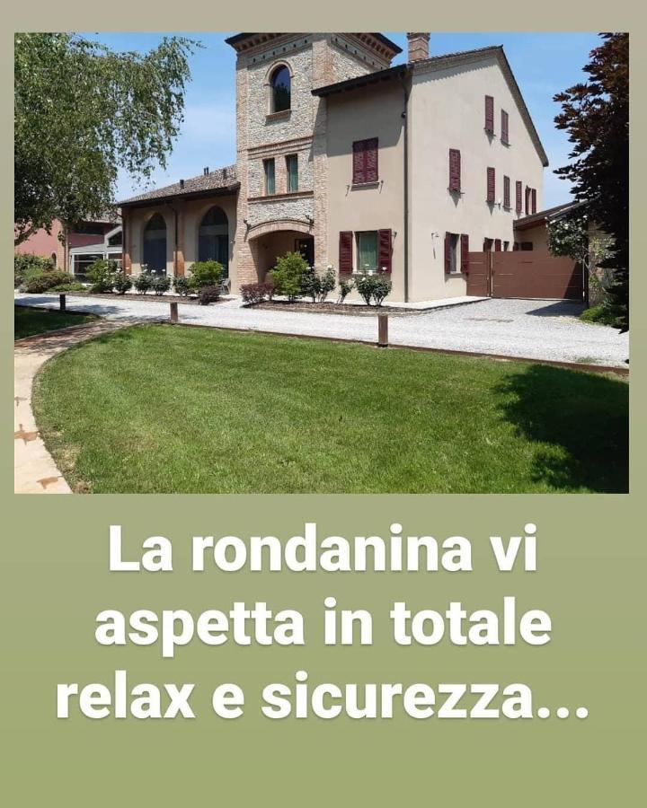 Vila La Rondanina Castelnuovo Fogliani Exteriér fotografie